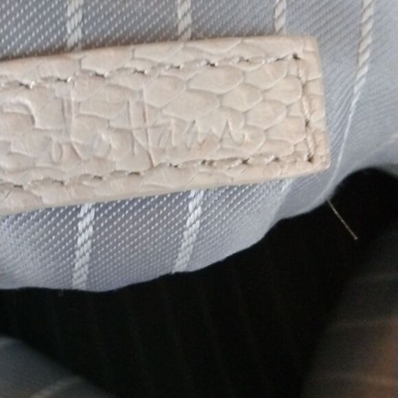 Cole Haan   - Picture 9 of 9